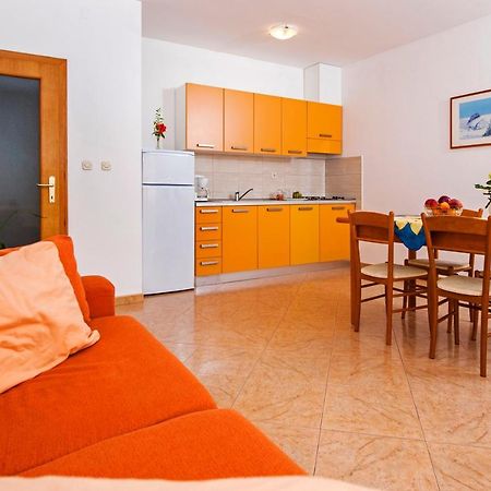 Apartments Bella B Rovinj Bagian luar foto