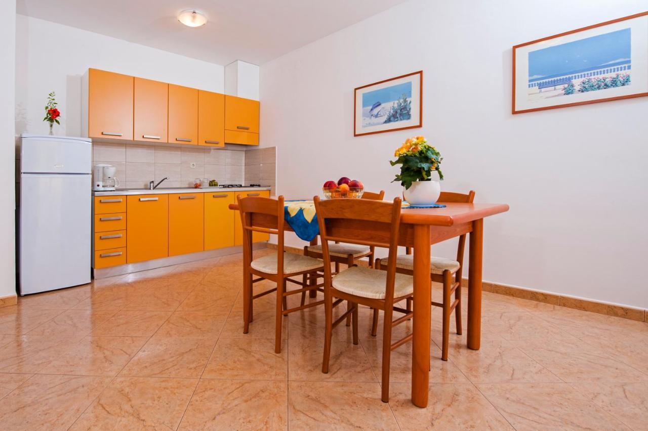 Apartments Bella B Rovinj Bagian luar foto
